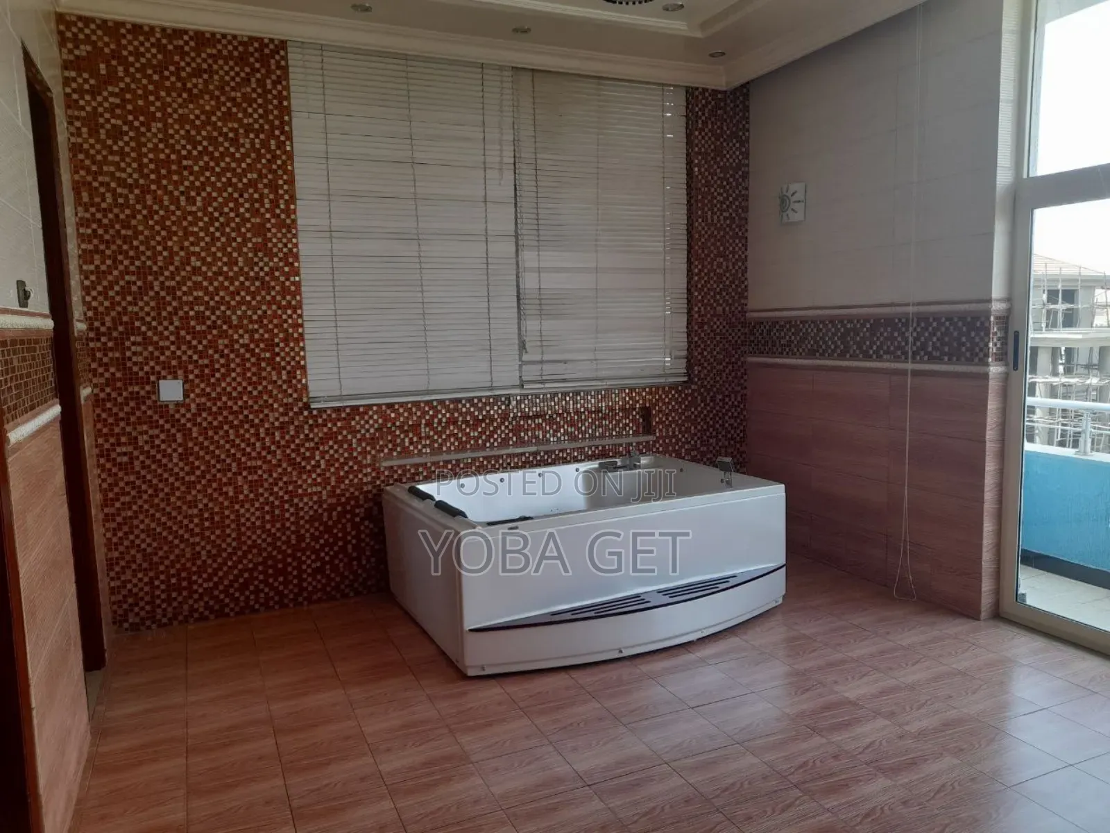 Furnished 8bdrm House in Yoba, Bole for sale