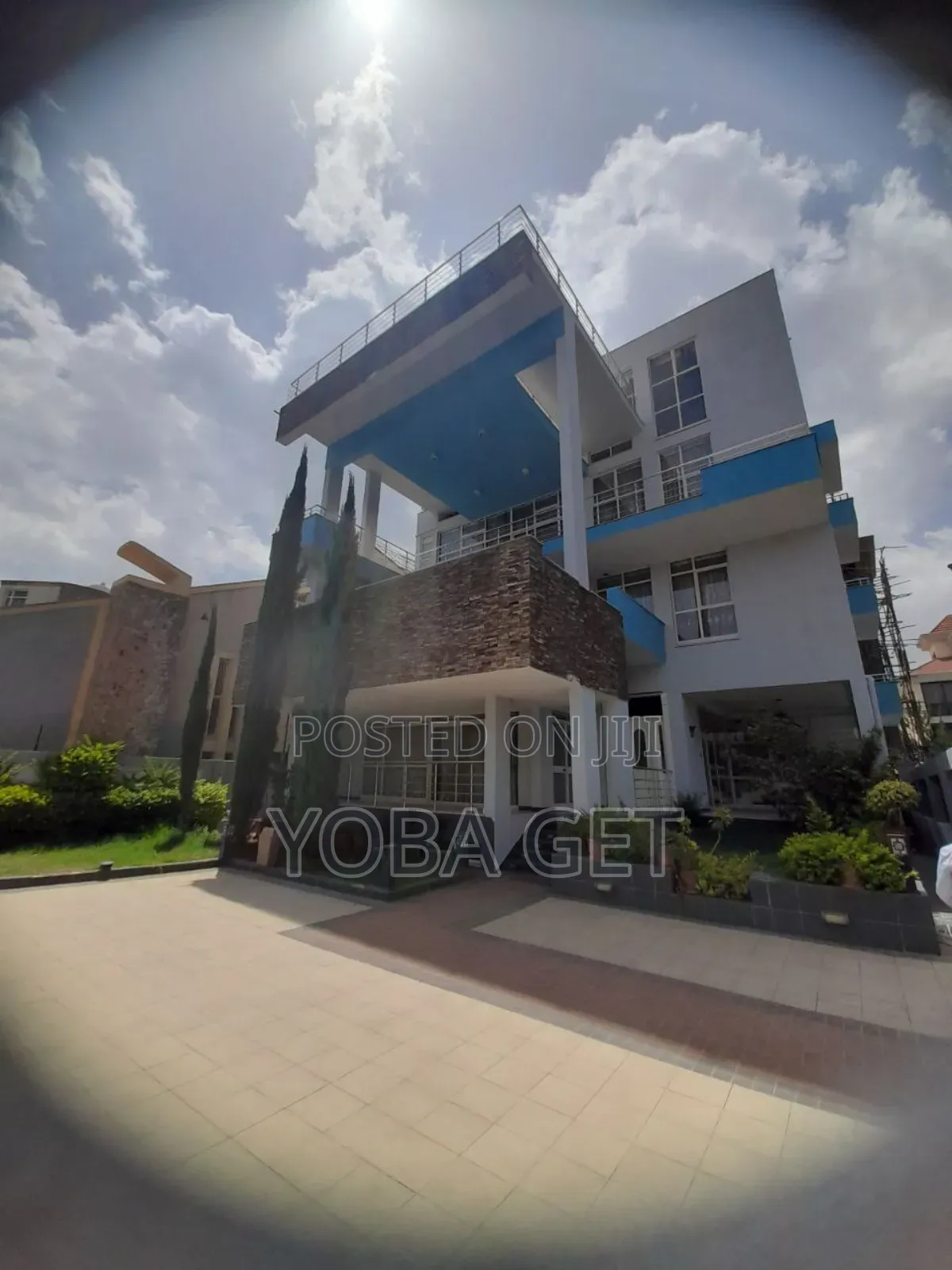 Furnished 8bdrm House in Yoba, Bole for sale