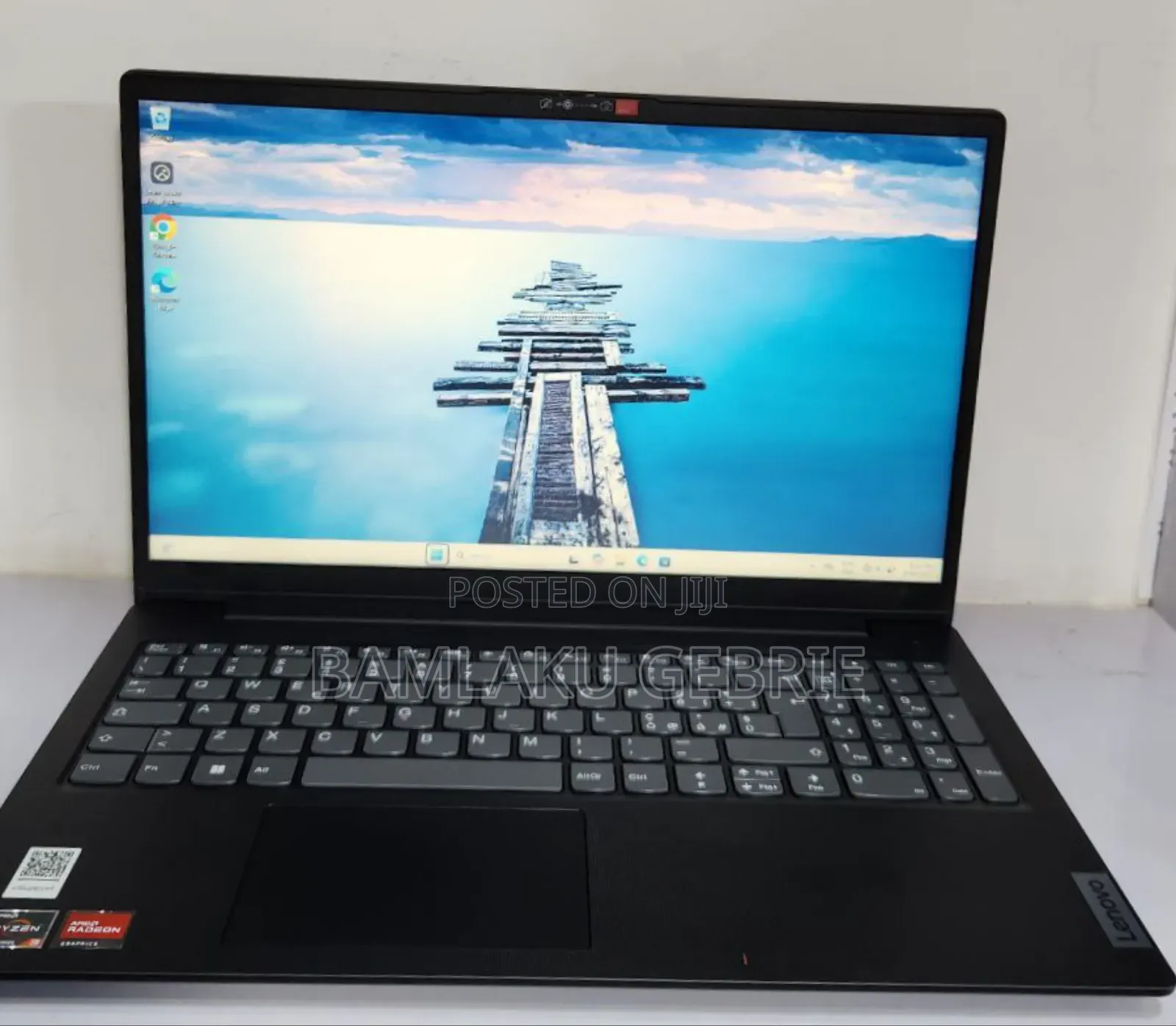 New Laptop Lenovo Ideapad V14 IGL 8GB AMD Ryzen 3 SSD 256GB
