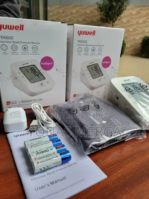 Photo - Blood Pressure Monitor焉太accurate the Reading Are Consistent巾₽የደም መለኬያ