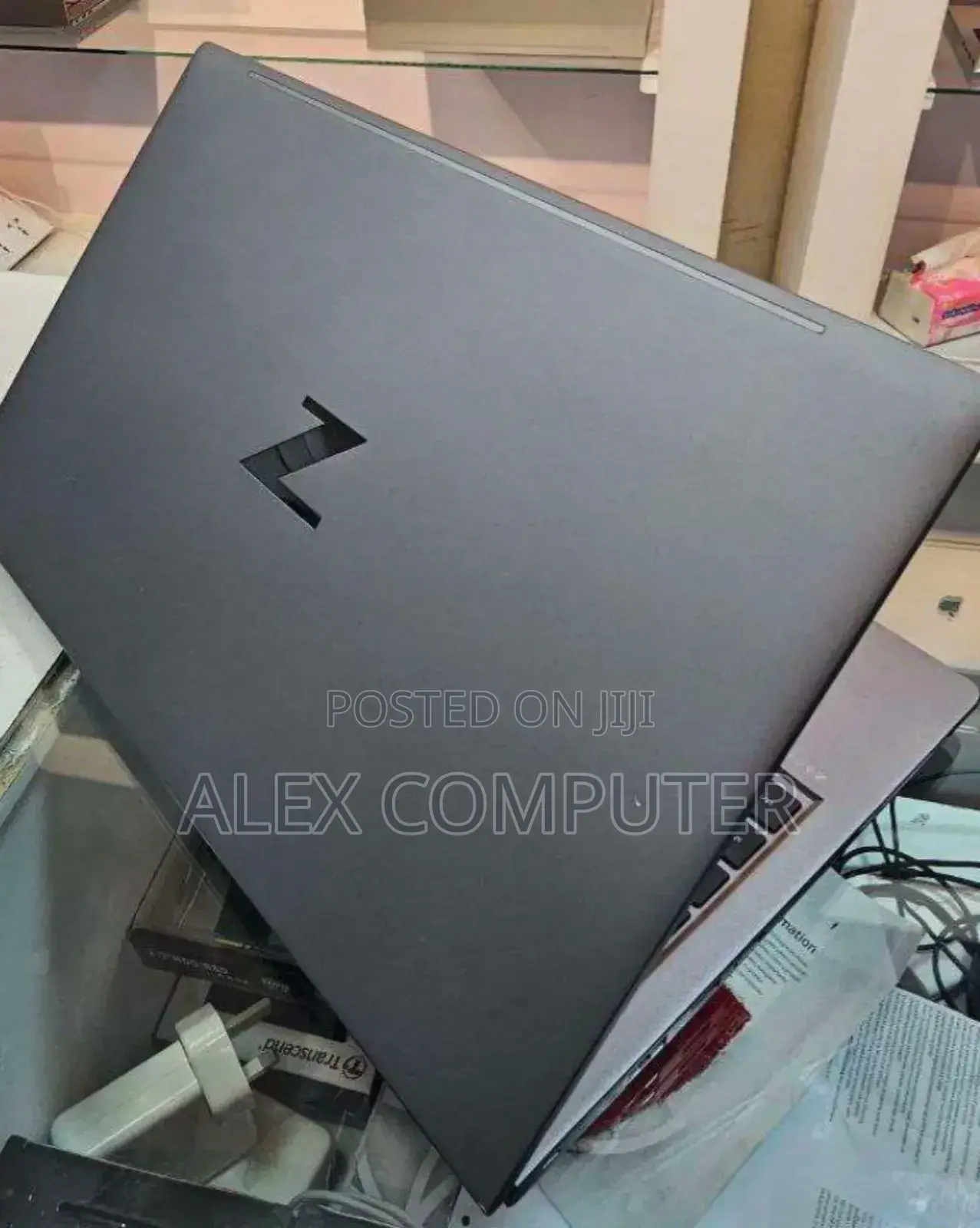 New Laptop HP ZBook Firefly 15 G7 32GB Intel Core I7 SSD 512GB