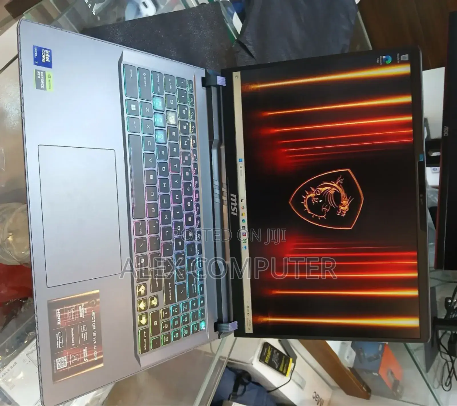 New Laptop MSI Vector 16 HX AI A2XWIG 16GB Intel Core Ultra 7 SSD 1T