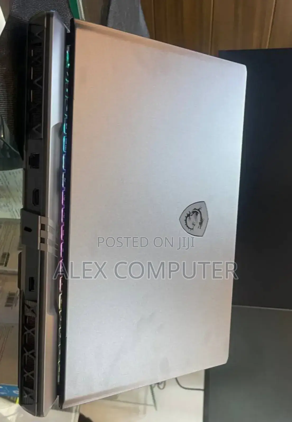 New Laptop MSI Vector 16 HX AI A2XWIG 16GB Intel Core Ultra 7 SSD 1T