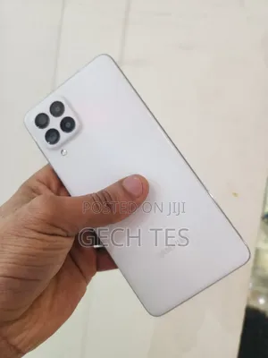 New Samsung Galaxy M53 128 GB White