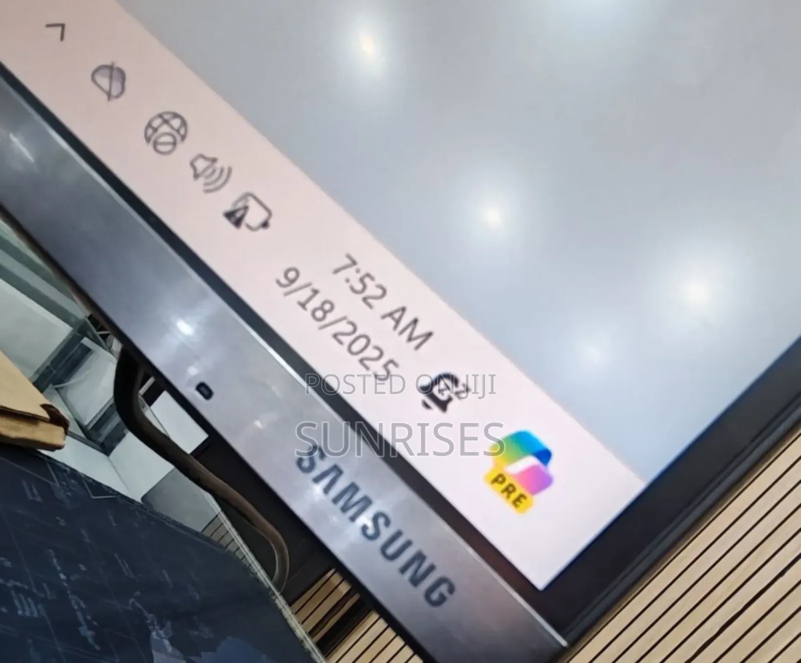 New Moniter 32 Inch Samsung