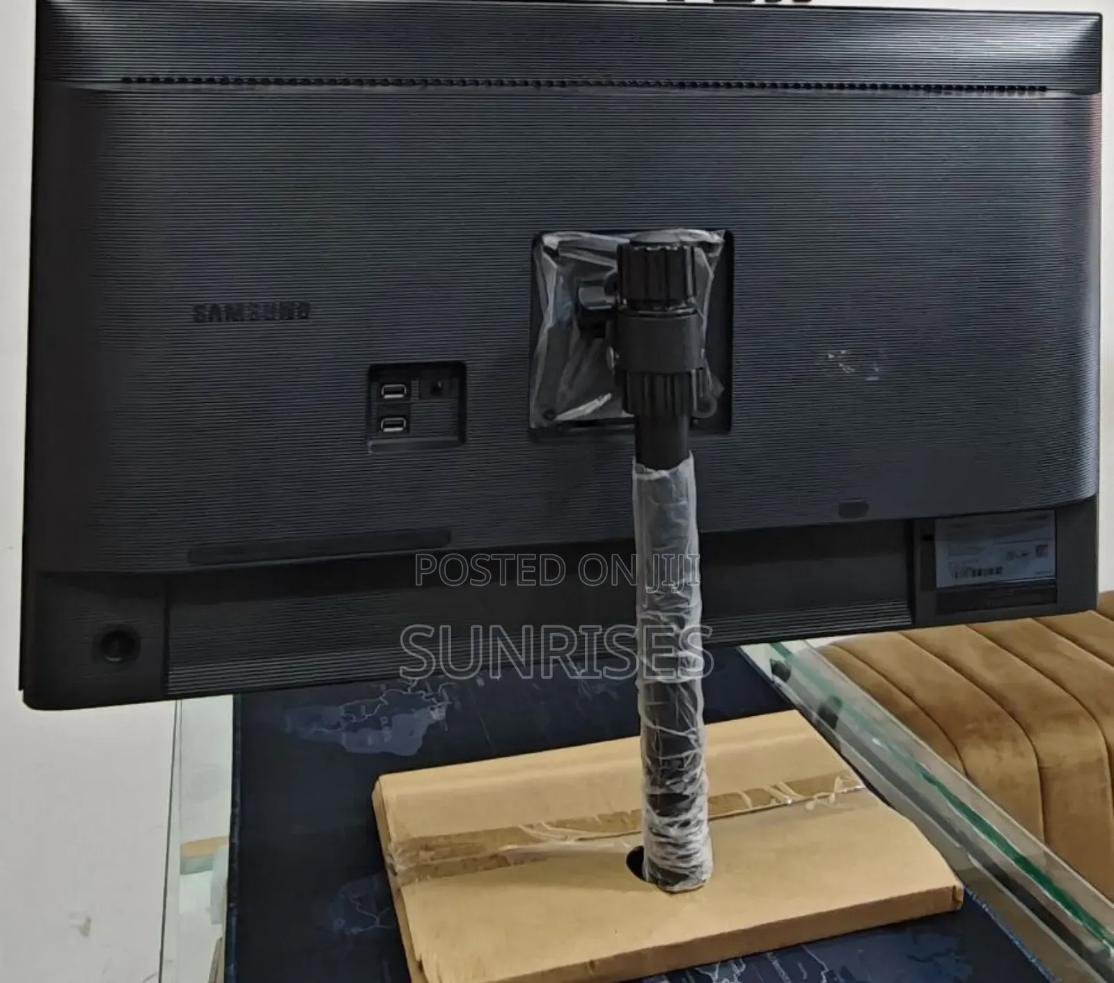 New Moniter 32 Inch Samsung