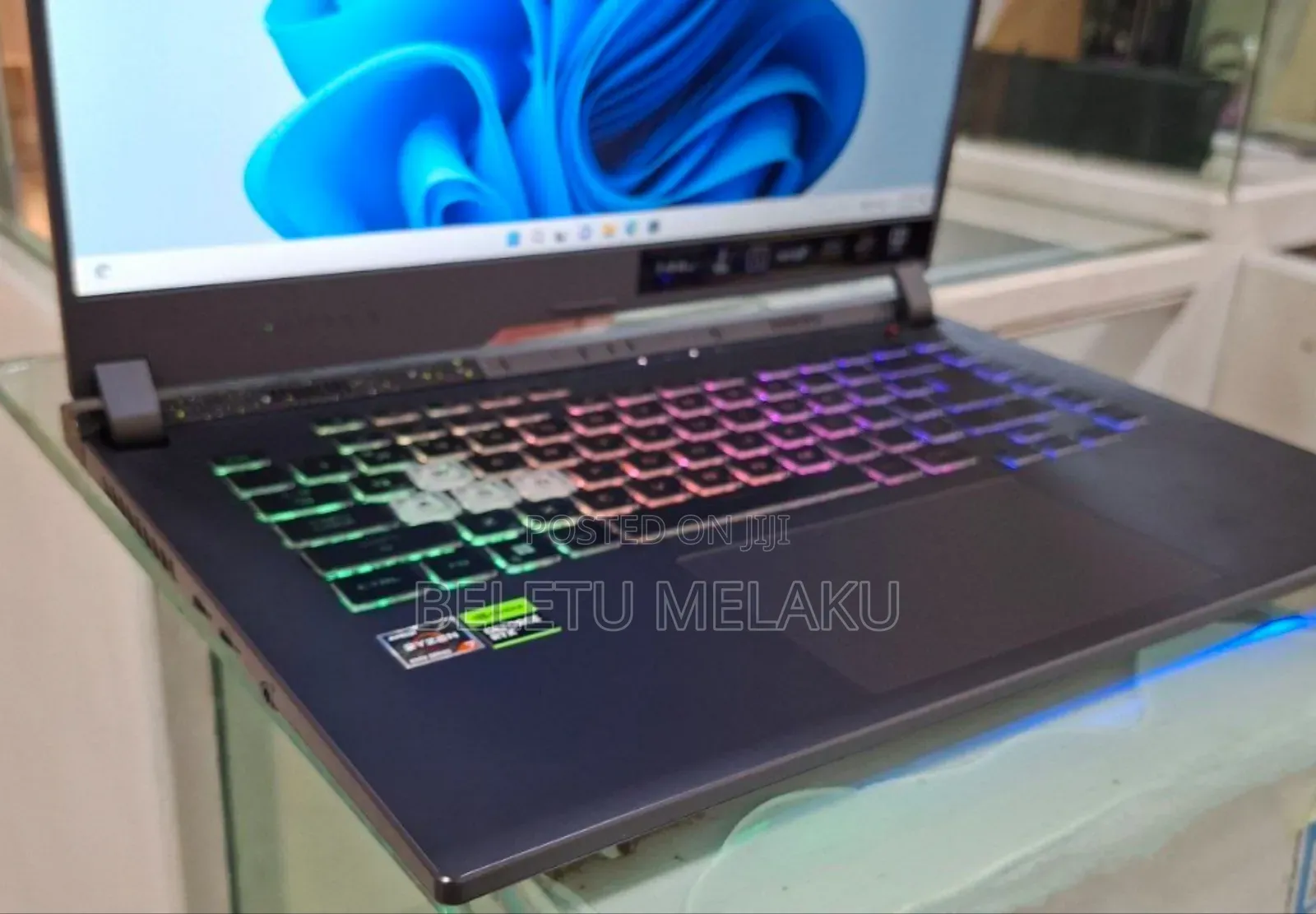 New Laptop Asus ROG Strix G15 16GB AMD Ryzen 7 SSD 1T