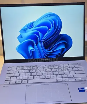 New Laptop Asus 16GB Intel Core I7 SSD 1T