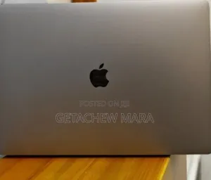 New Laptop Apple MacBook Pro 2019 32GB Intel Core I9 SSD 1T