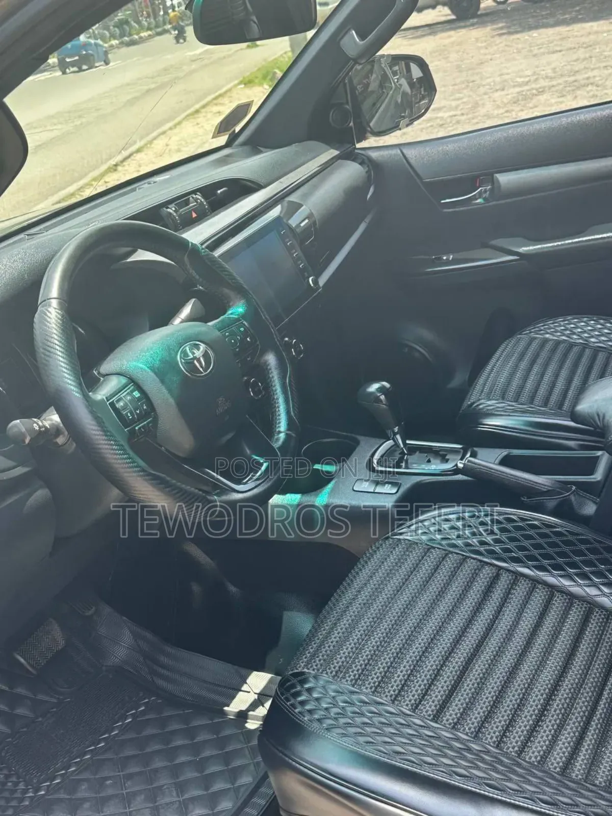 Toyota Hilux 2021 Gray