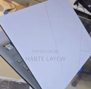 Photo - New Laptop Asus ZenBook 13 UX331UN 16GB Intel Core I7 SSD 1T