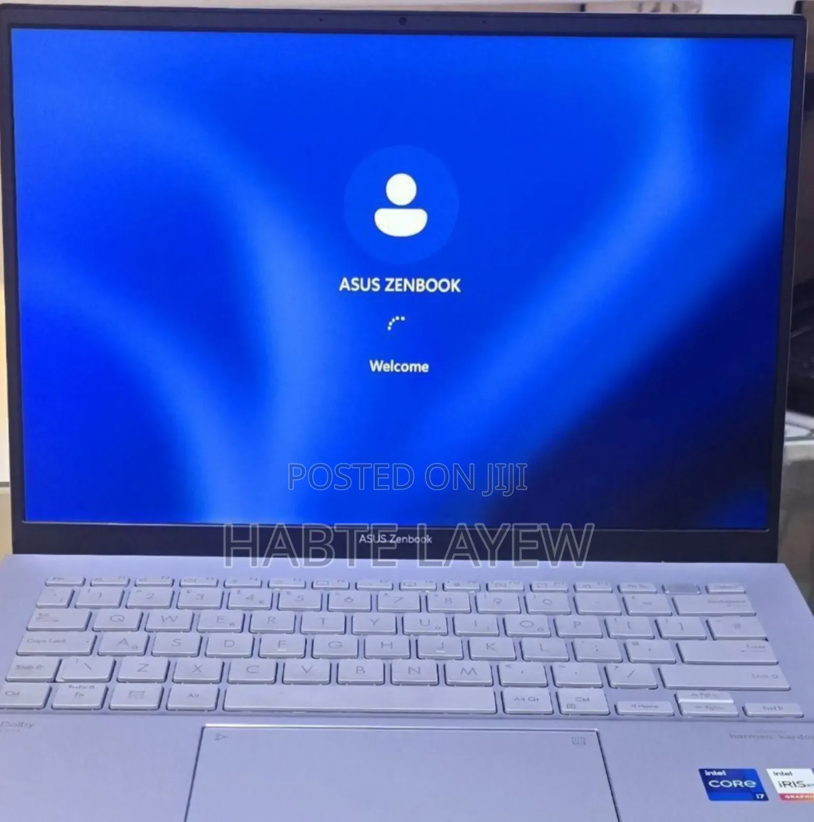 New Laptop Asus ZenBook 13 UX331UN 16GB Intel Core I7 SSD 1T