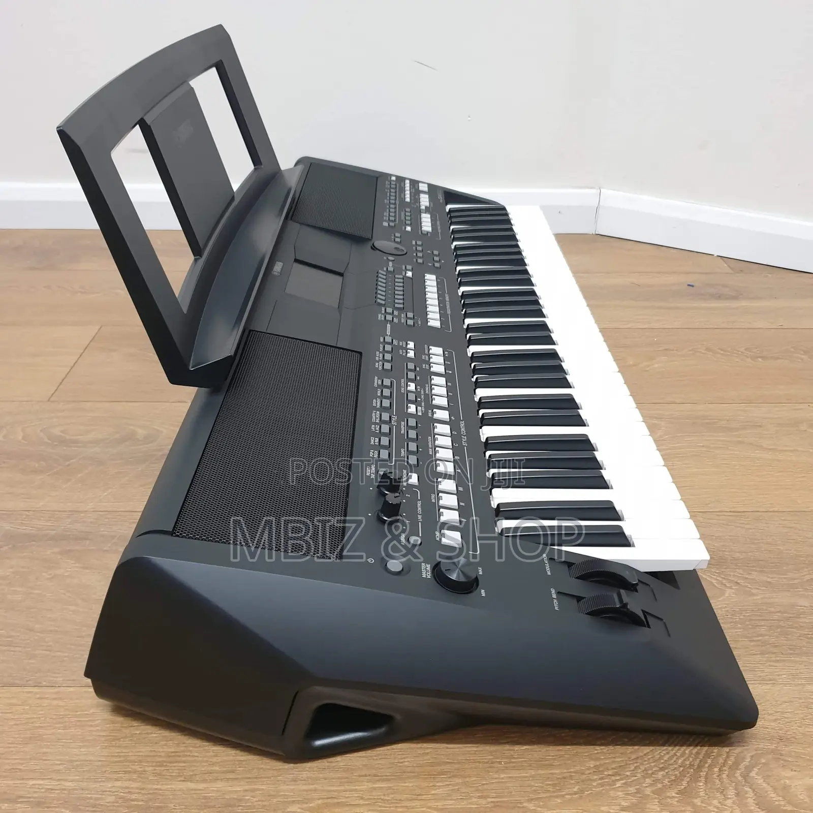 Yamaha PSR Sx600 Keyboard