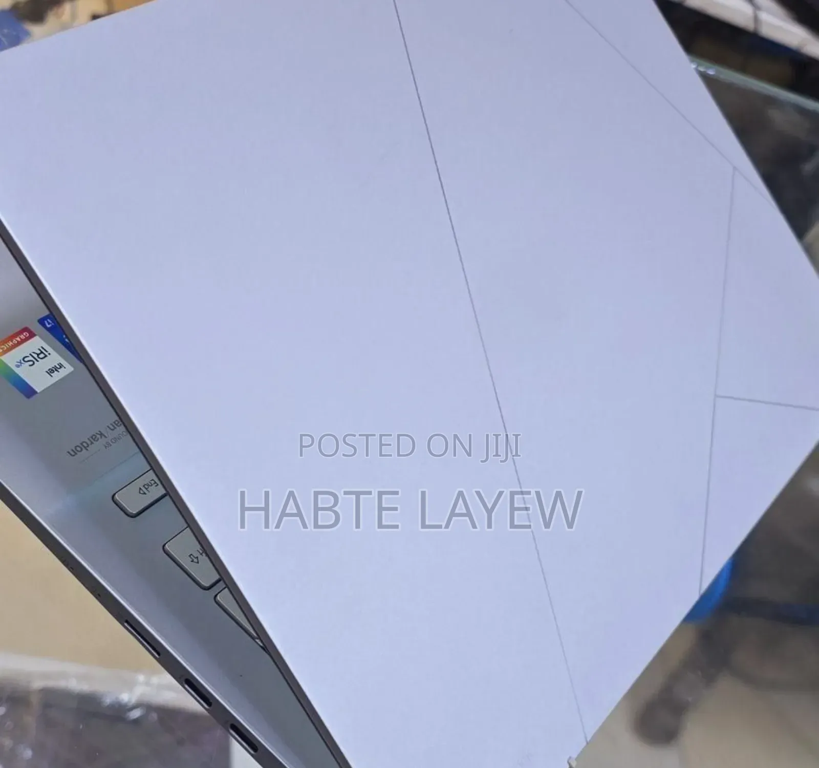 New Laptop Asus ZenBook 13 UX331UN 16GB Intel Core I7 SSD 1T