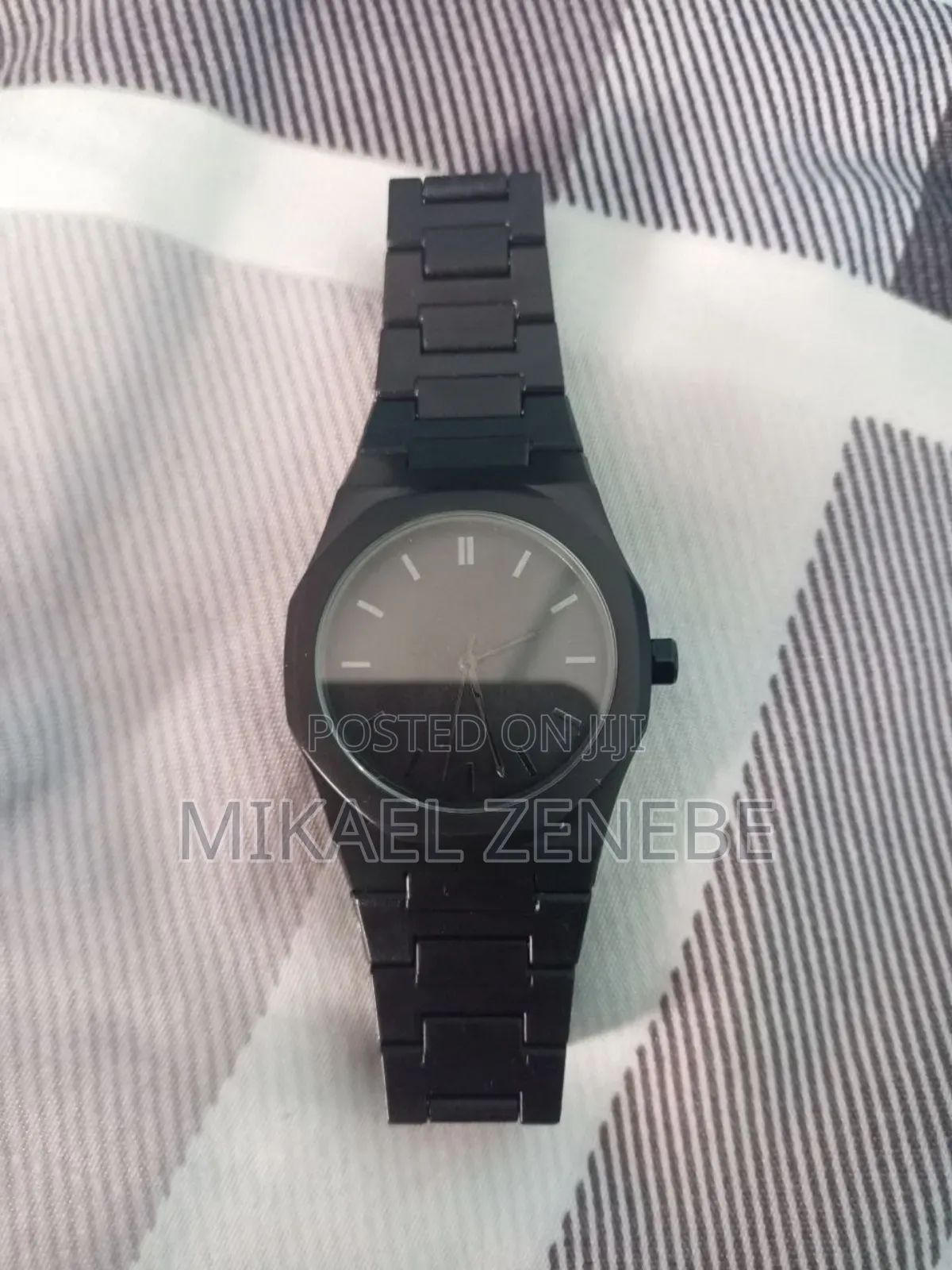 Arabic Aura Black Watch