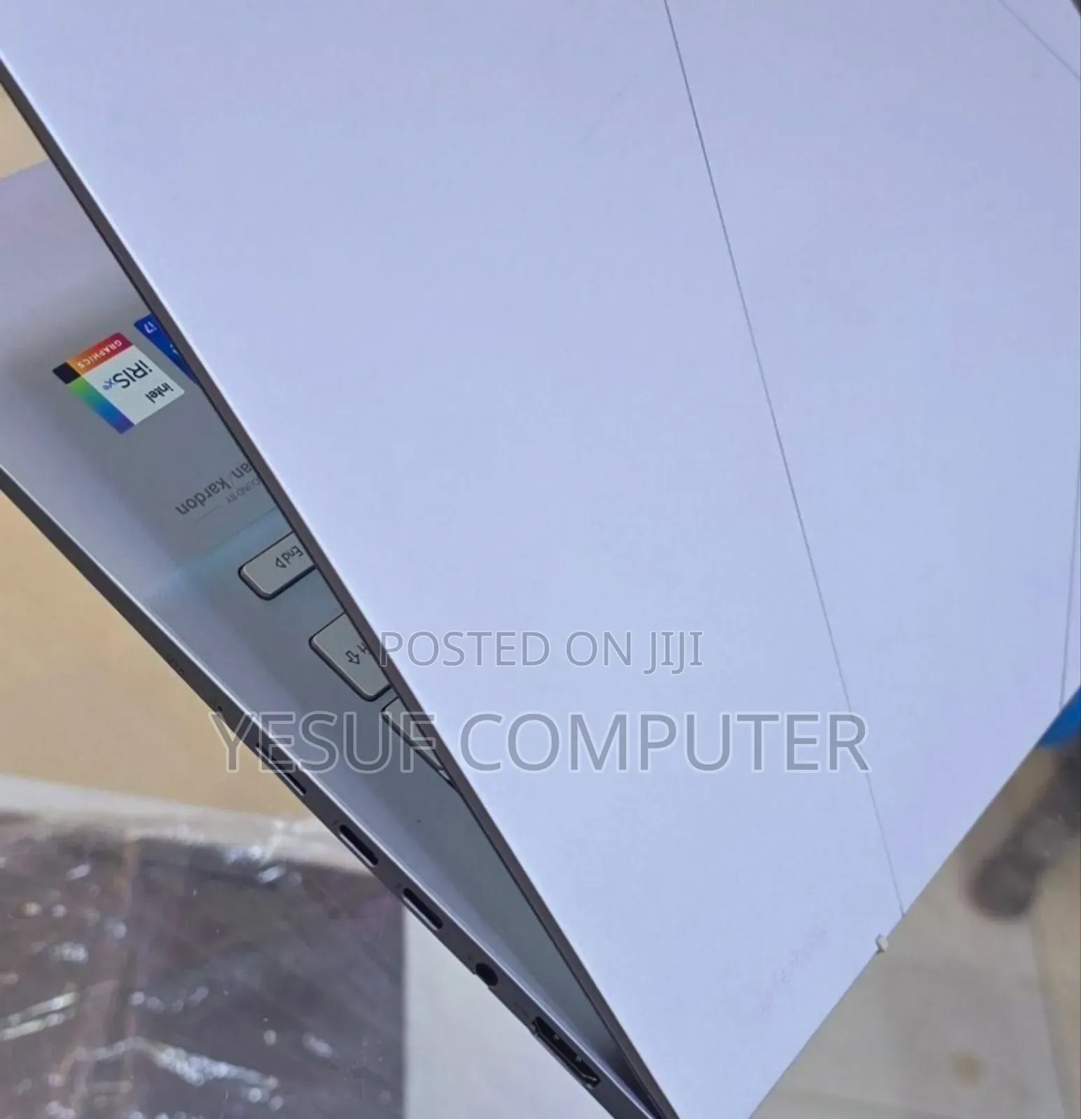 New Laptop Asus ZenBook 13 UX331UN 16GB Intel Core I7 SSD 1T