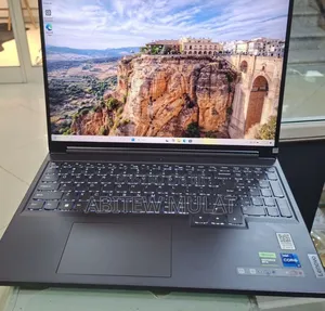 New Laptop Lenovo Y70 16GB Intel Core I7 SSD 1T