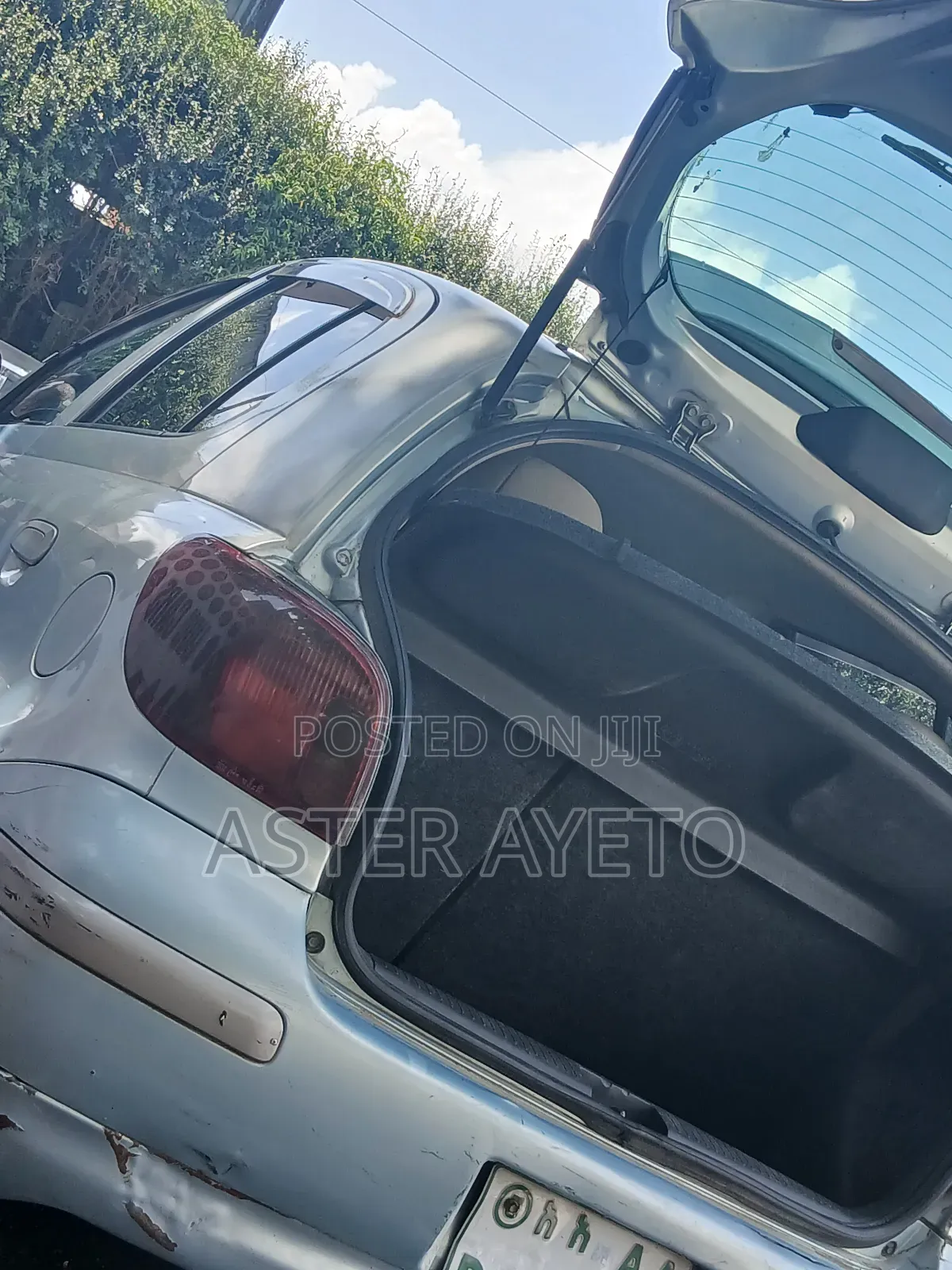 Toyota Vitz 2004 Blue