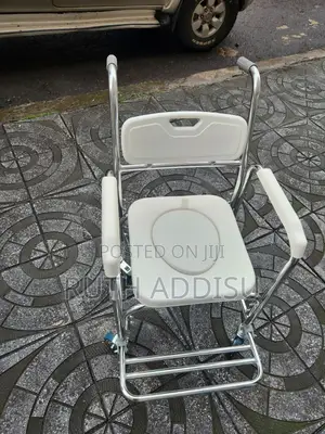 Commode Wheelchair仔的medical Wheelchair劣質wheelchair With Popo Mini Whee