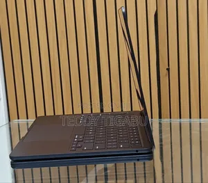 New Laptop Apple MacBook Air 2025 M4 13-Inch 16GB Apple M4 SSD 256GB