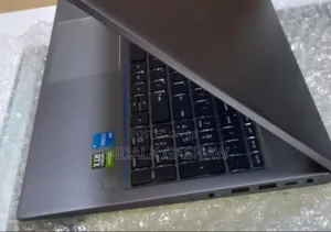 New Laptop HP Zbook Studio G7 16GB Intel Core I7 SSD 512GB