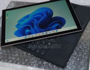 Photo - New Laptop Microsoft Surface 16GB Intel Core I7 SSD 512GB