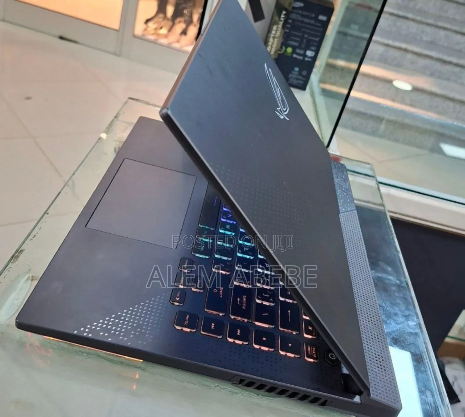 New Laptop Asus ROG Strix G15 16GB AMD Ryzen 7 SSD 1T