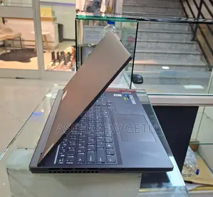 New Lenovo Legion Y7000P IRX9 Gaming Laptop 16GB Intel Core I7 SSD 1T