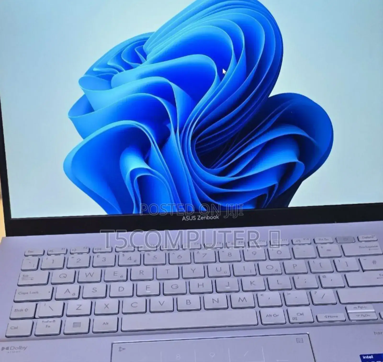 New Laptop Asus ZenBook Flip UX360CA 16GB Intel Core I7 SSD 512GB