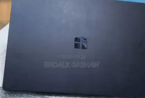 New Laptop Microsoft Surface Laptop 2 16GB Intel Core I7 SSD 512GB