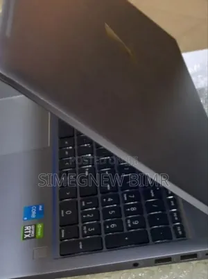 New Laptop HP ZBook 15 16GB Intel Core I5 SSD 512GB