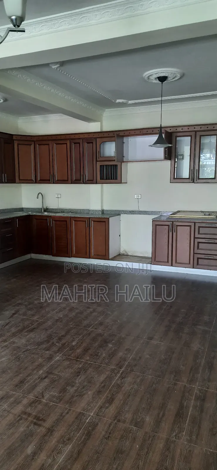 5bdrm House in G+2, Bole for rent
