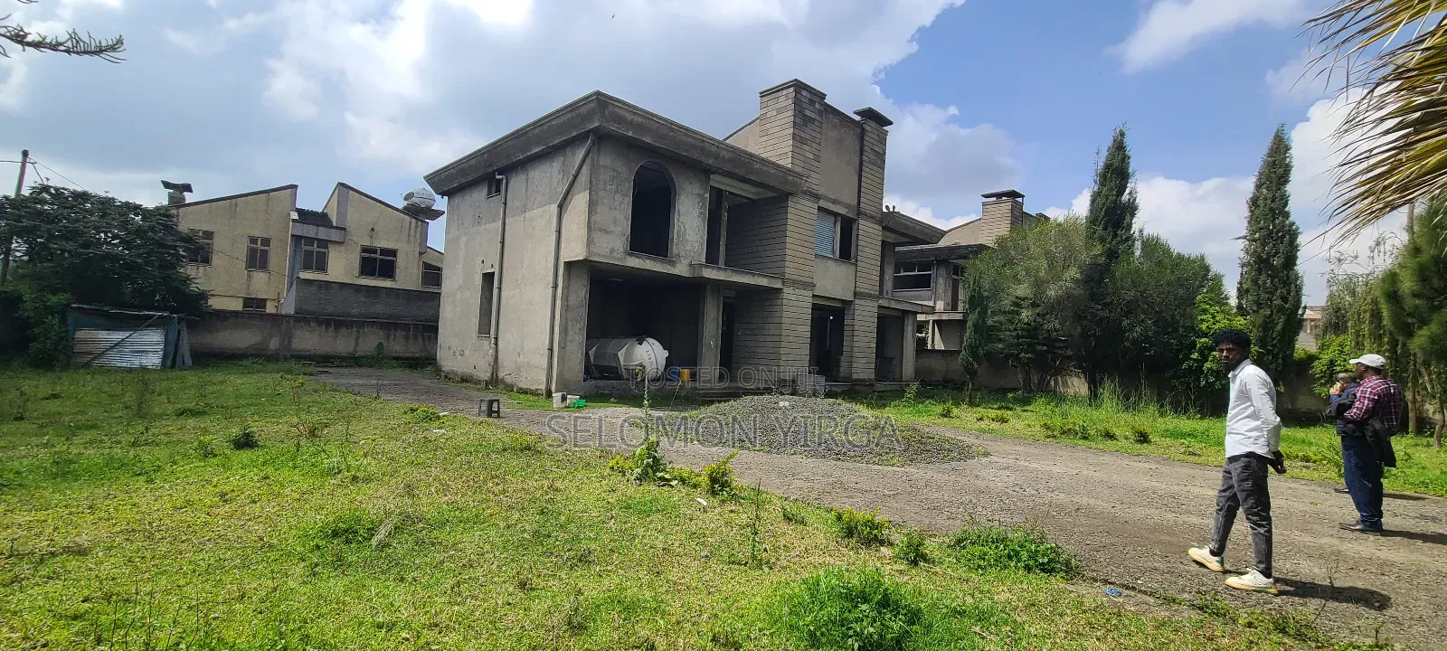 10bdrm House in ጣፎ, Oromia-Finfinne for sale
