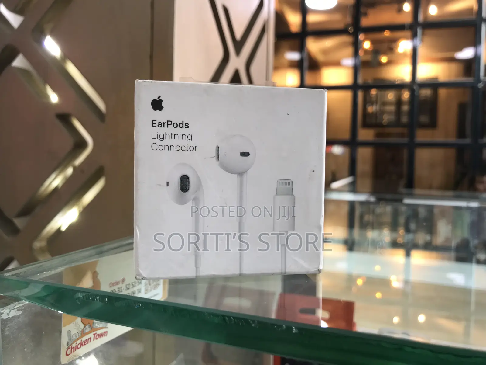 Apple Earpods With Lightning Connector