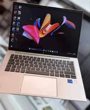 New Laptop HP EliteBook 840 G9 16GB Intel Core I7 SSD 512GB