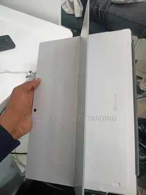 New Laptop Microsoft Surface Pro 7 16GB Intel Core I7 SSD 512GB