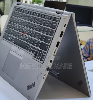 New Laptop Lenovo Yoga 330 16GB Intel Core I5 SSD 512GB