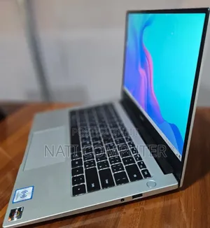 New Laptop Huawei MateBook 16s 8GB Intel Core I5 SSD 512GB