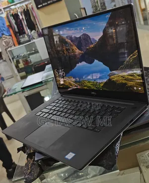 New Laptop Dell Precision 5540 16GB Intel Core I7 SSD 512GB