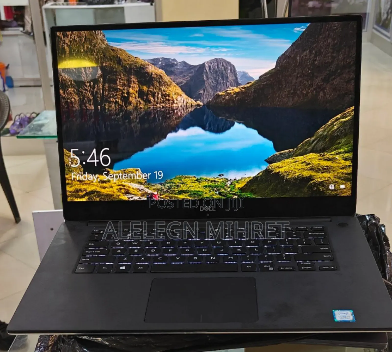 New Laptop Dell Precision 5540 16GB Intel Core I7 SSD 512GB