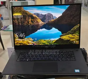 New Laptop Dell Precision 5540 16GB Intel Core I7 SSD 512GB