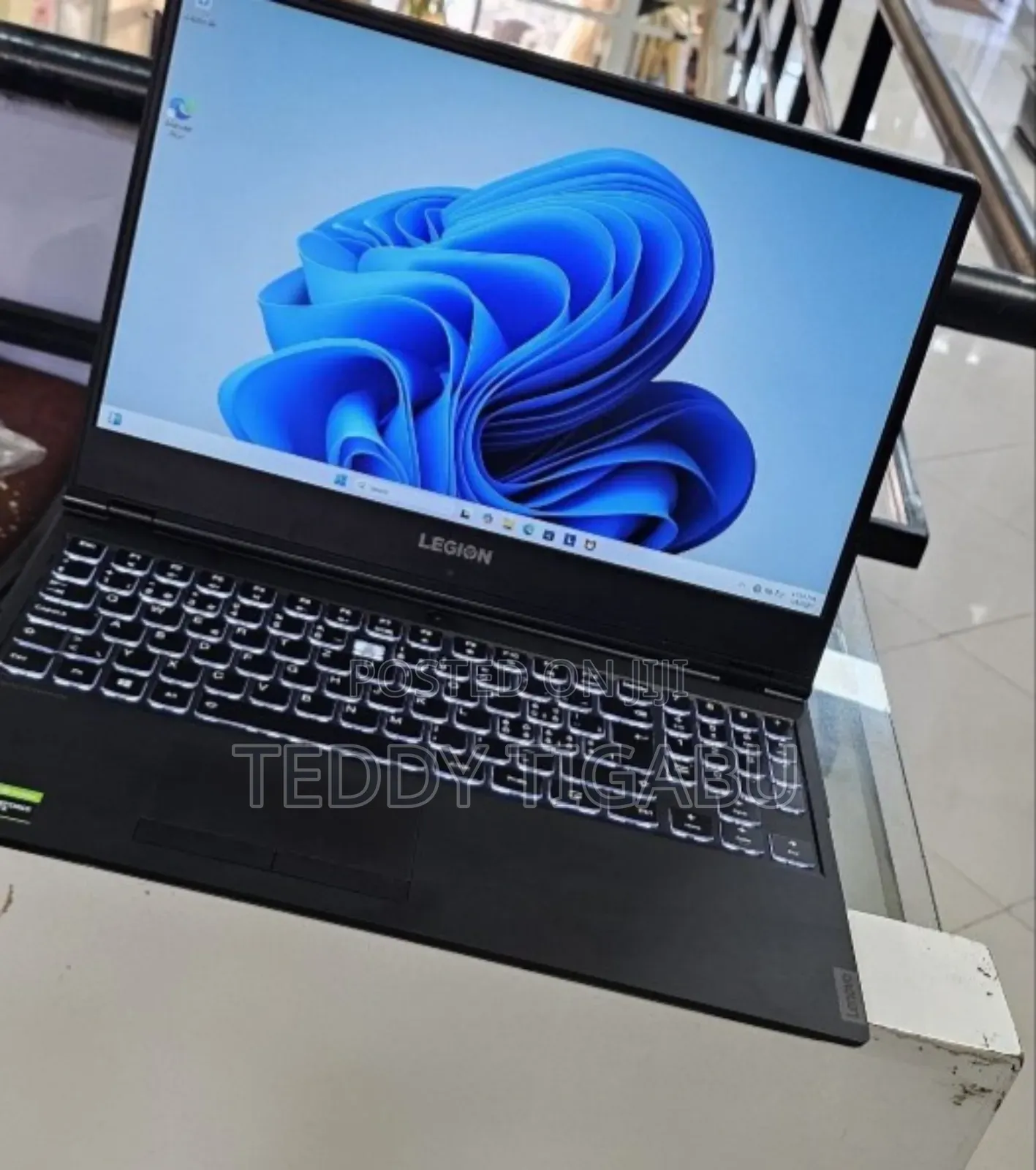 New Laptop Lenovo Legion 5 16GB Intel Core I7 SSD 256GB