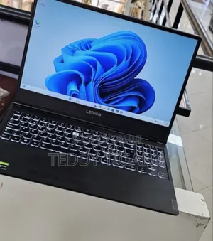 New Laptop Lenovo Legion 5 16GB Intel Core I7 SSD 256GB