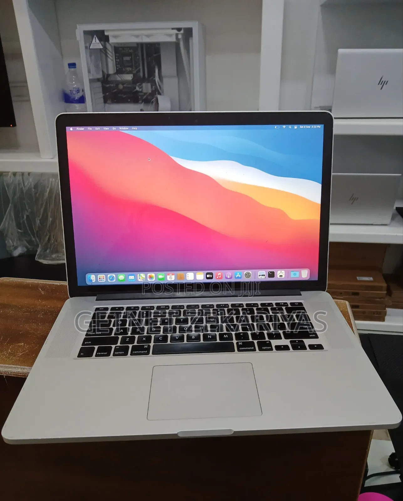 New Laptop Apple MacBook Pro 2015 16GB Intel Core I7 SSD 256GB