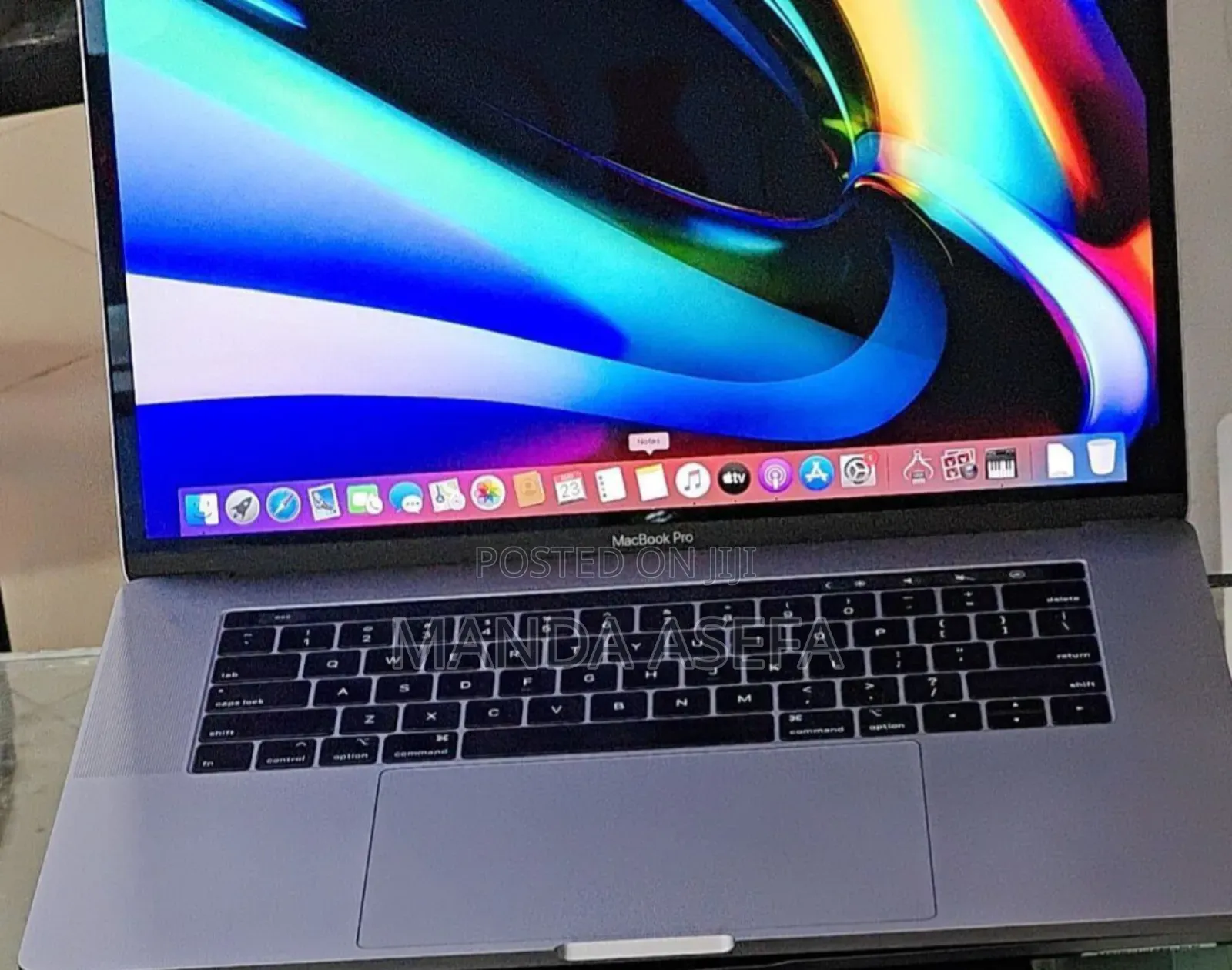New Laptop Apple MacBook Pro 2019 32GB Intel Core I9 SSD 512GB