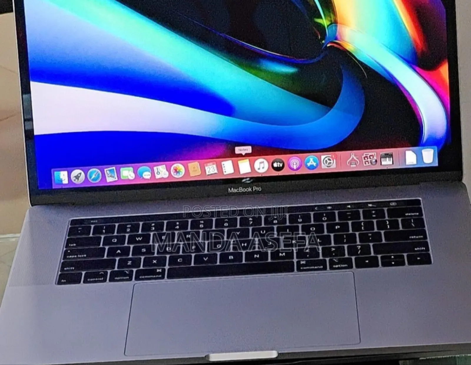 New Laptop Apple MacBook Pro 2019 32GB Intel Core I9 SSD 512GB