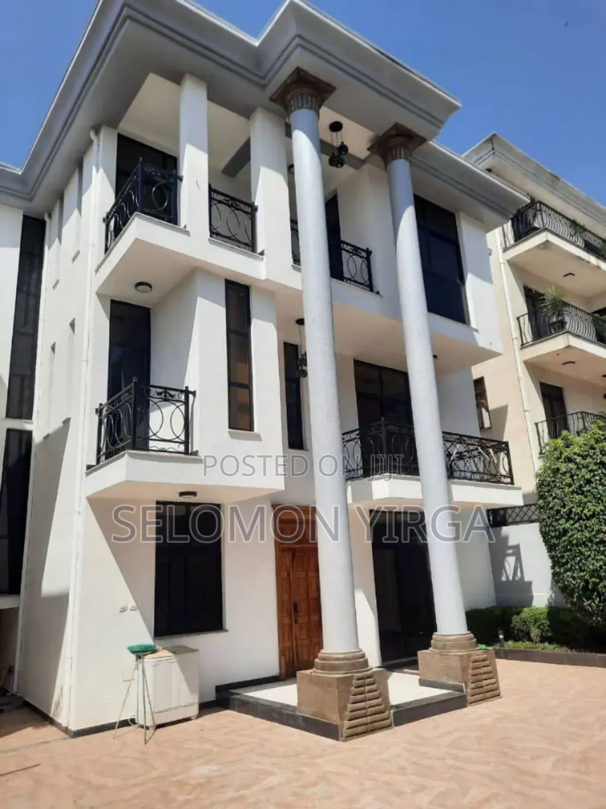 10bdrm House in አድስ አበባ, Bole for sale