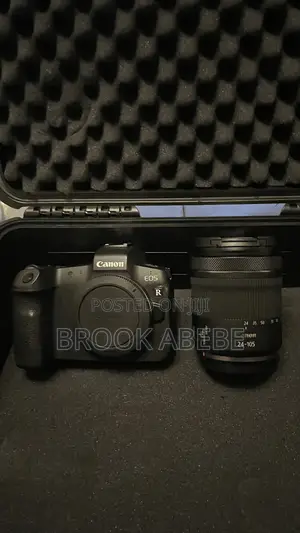 Photo - Canon Eos R Silver Lens