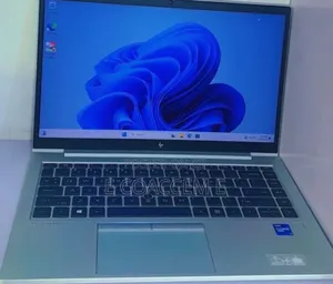 New Laptop HP EliteBook 840 G8 16GB Intel Core i7 SSD 512GB