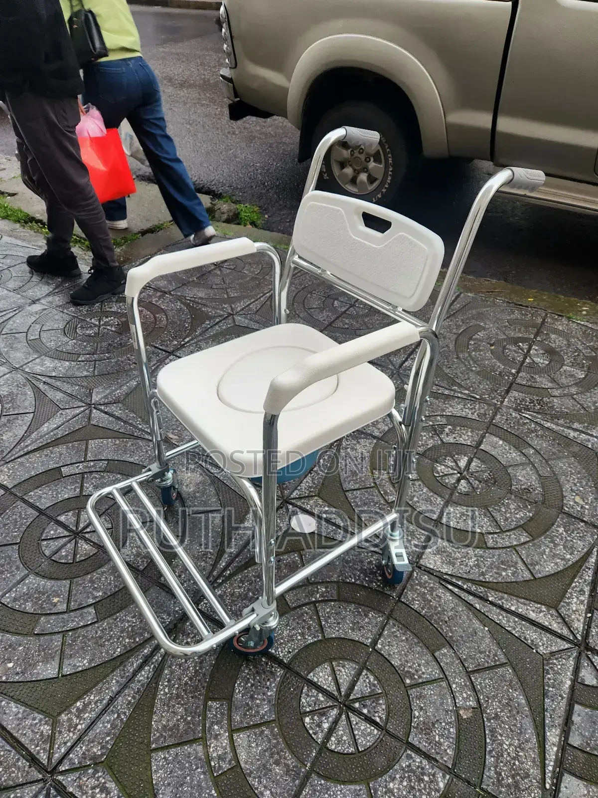 Wheelchair Toilet Wheelchair知識commode Medical Wheelchair俠士commode New